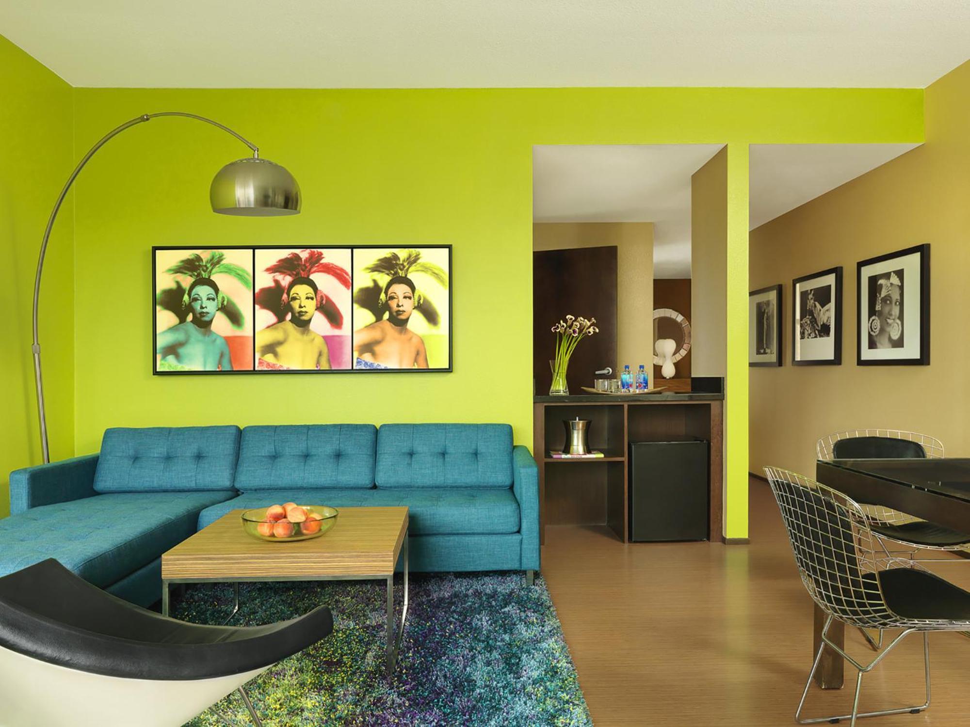 Premier Suite