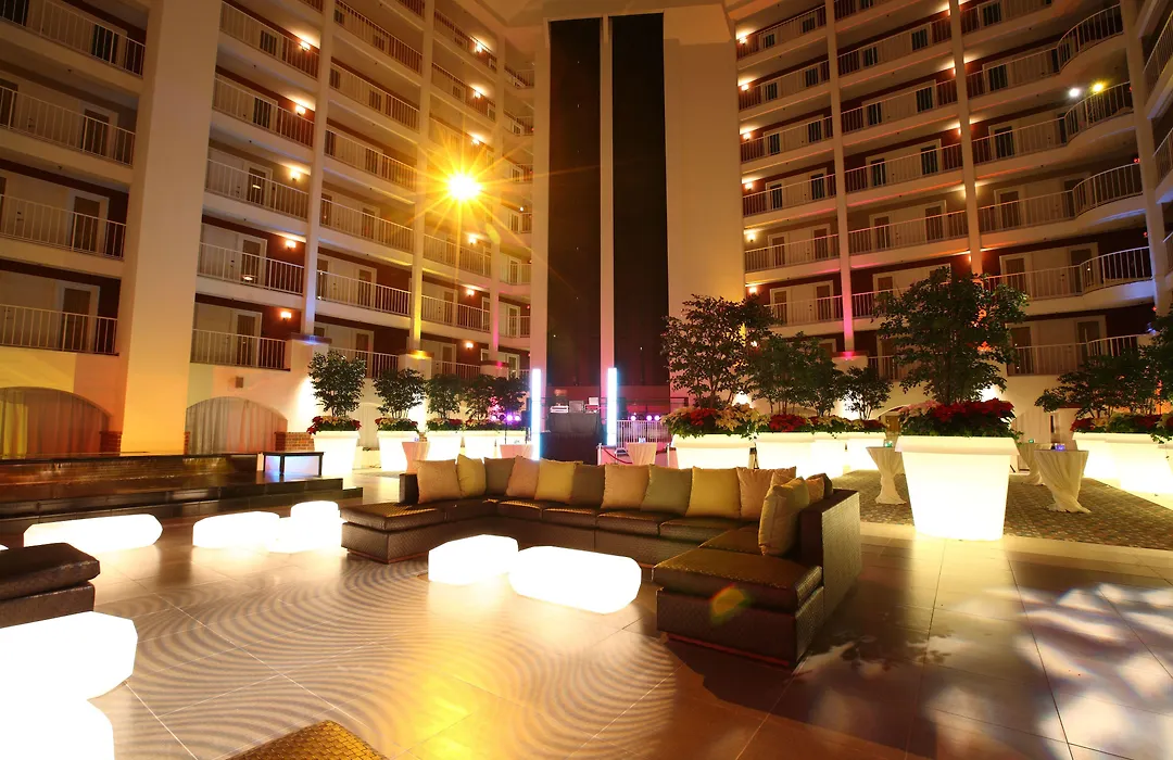 HoteLumière at the Arch Hotel&Casino - A Caesars Rewards Destination-1