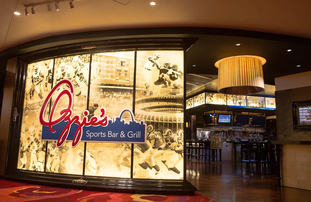 Hotelumiere At The Arch Hotel & Casino - A Caesars Rewards Destination-1