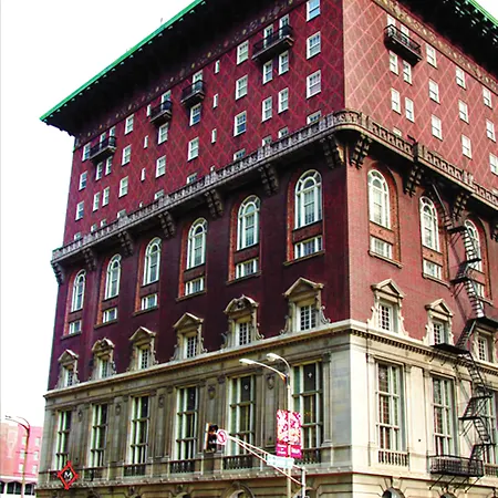 Missouri Athletic Club-3