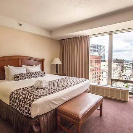 City Place Downtown St. Louis Hotel-2