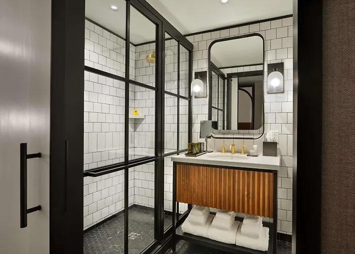 21C Museum Hotel St Louis Saint Louis